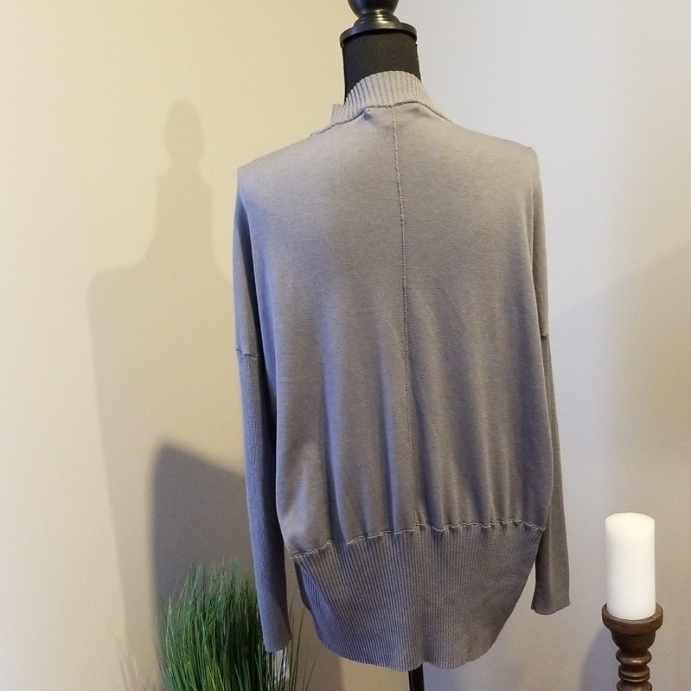 Banana Republic Cardigan - Picture 3 of 7